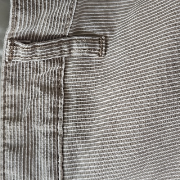 Men's Docker Pin Stripe Shorts - Picture 12 of 14